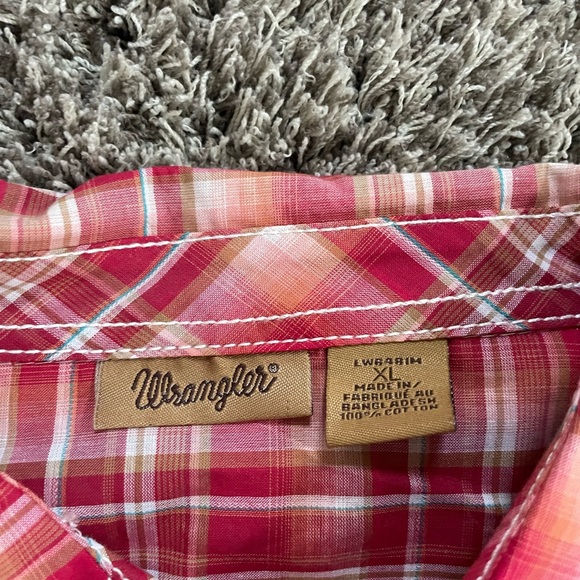 Plaid shirt - Picture 2 of 2